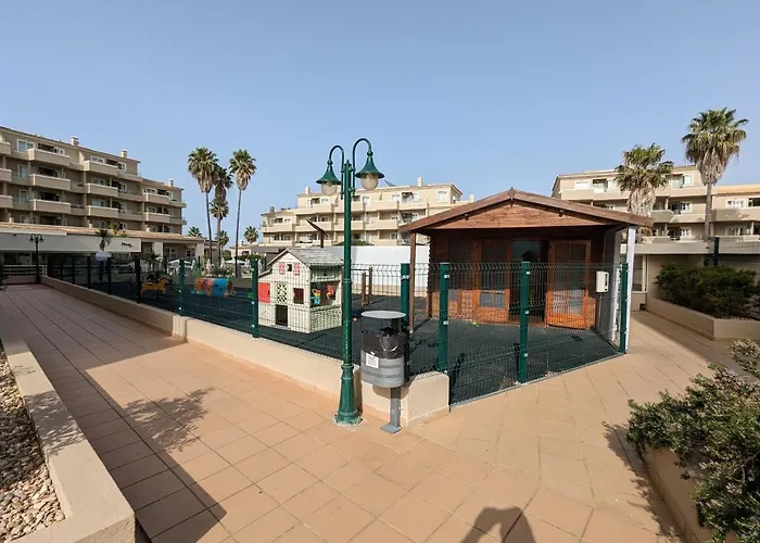 Vilabplaza By Johnvillas * אלבור